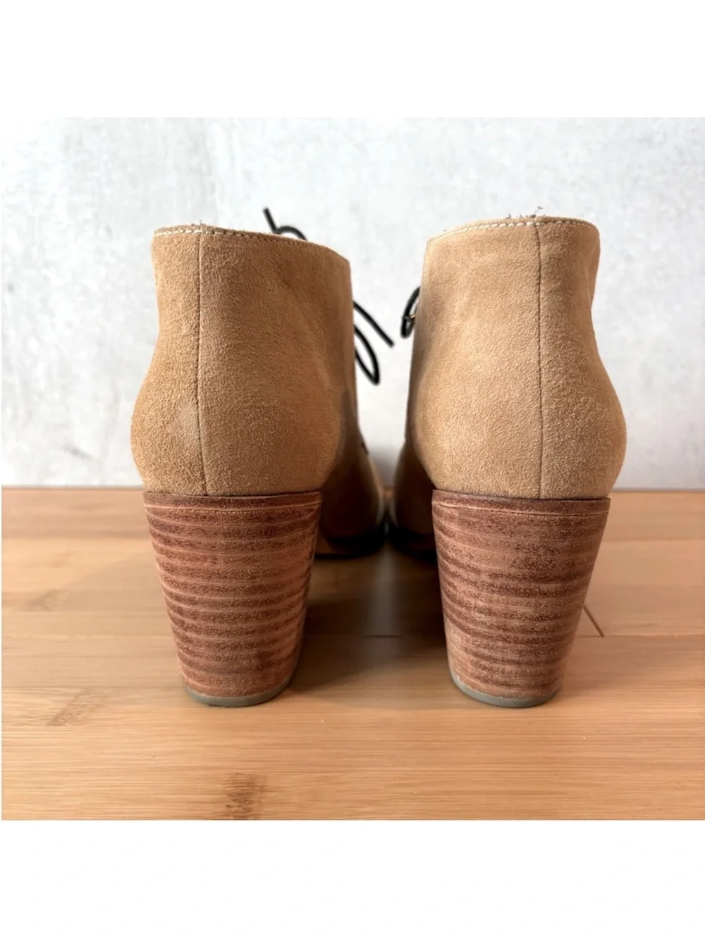 ~RACHEL COMEY~ Ibex Lace Up Booties Boots Suede Tan Size 37 US 7